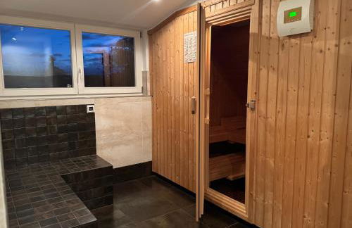 205 qm "Traumtor" mit Sauna, Whirlpool, Kamin und 3 Terrassen mit Blick in die Böhmisch Sächsische Schweiz - Foto 13