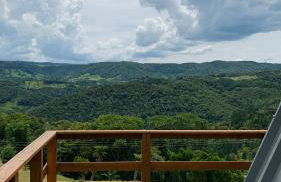 Chalé Alto do Morro 2 - conforto e vista deslumbrante - Foto 8