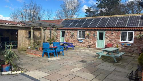 The Stables At Eastmoor Farm Large Luxury 2 Bed Cottage with Big Family Bedroom Dog Friendly Secure Gardens and Free Parking Free WiFi - Foto 5, Garden view