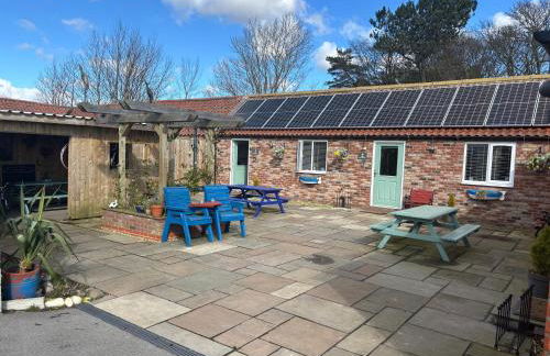 The Stables At Eastmoor Farm Large Luxury 2 Bed Cottage with Big Family Bedroom Dog Friendly Secure Gardens and Free Parking Free WiFi - Foto 5