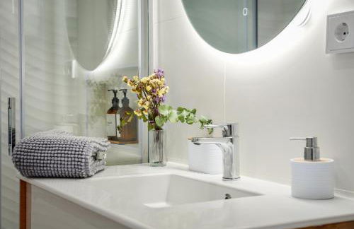 Golden Bay Apartment - Photo 21