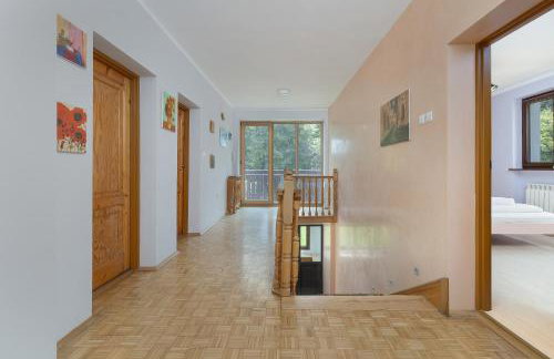 Przytulne Apartamenty w Klimatycznym Domu nad Białką w Otoczeniu Górskich Krajobrazów by Noclegi Renters - Foto 66