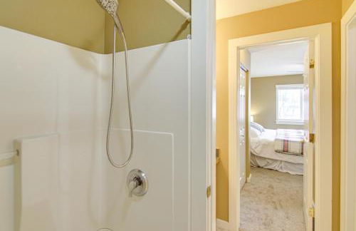 First-Floor Big Sky Condo with Hot Tub! - Foto 15