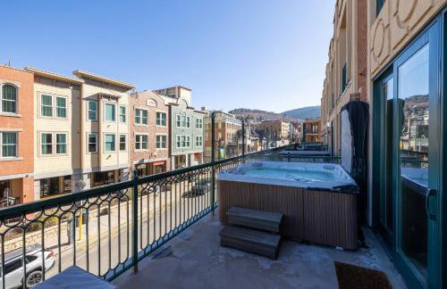 Ski in Ski out Main Street Balcony Hot Tub - Photo 31