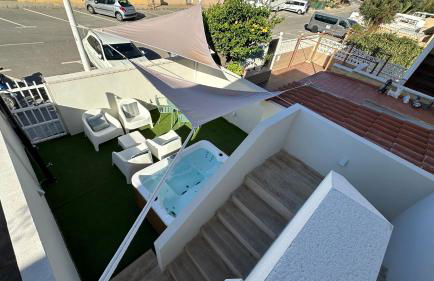 Bungalow jacuzzi privado y vistas Gran Alacant- Aledama Homes - Photo 10