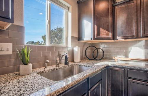 Lindenmere Horizon Game Loft Fire Pit & WiFi - Foto 16