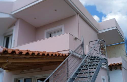 Σπίτι στο βουνό αλλά μια ανάσα από τη θάλασσα - Photo 21