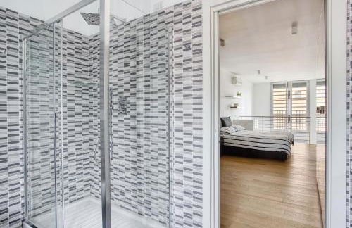 Just Urban Stays - Luminoso Duplex con Terrazzo 10 min Porta Romana - Foto 30