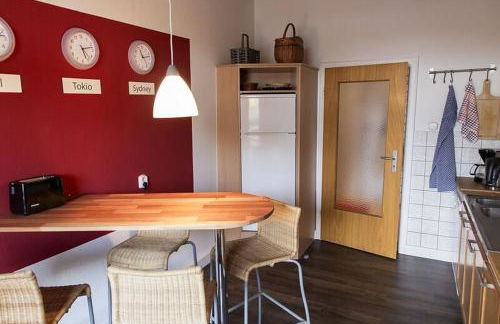 Stilvolle Altbauwohnung in zentraler Lage - Foto 10