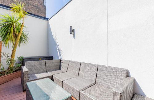 Snug 2BD Flat with Patio Heart of North London - Foto 25