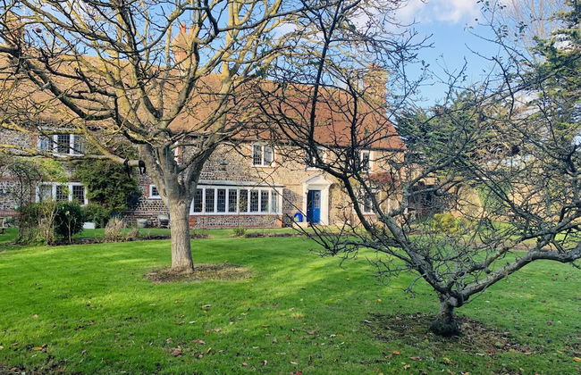 Walnut Tree House - Photo 24