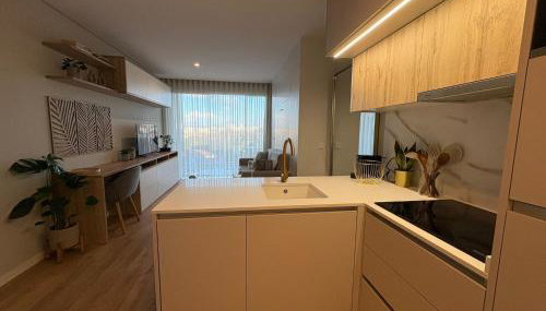 New Douro Tower 206 with shared pool and parking - Foto 3