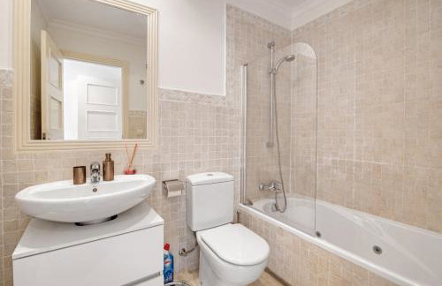 Apto frente al mar con piscina - Foto 32