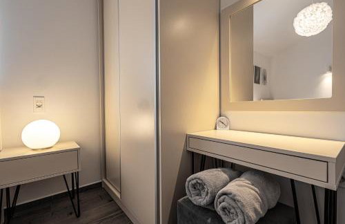 Villa Bosilen with private pool, near Trogir, Split airport, quiet area, family villa - Photo 40