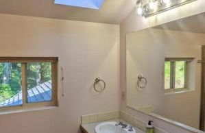 Villa w/ Amazing Bay Views Near Beach w/ Garden, Ping Pong - Foto 10