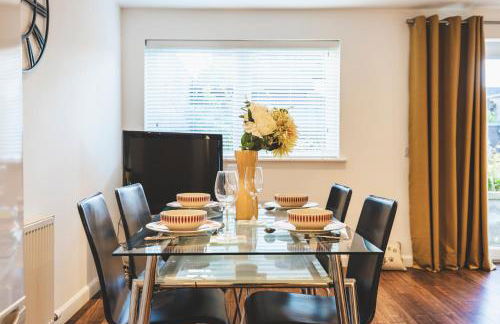 Bright House with Garden & Patio in Market Town - Foto 9