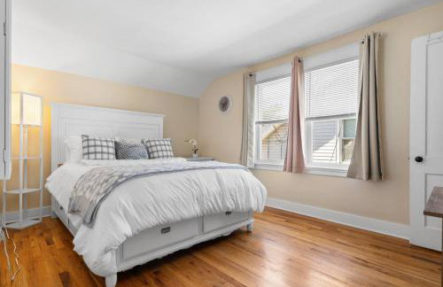 UNH Home Base 10 minutes from beach - Foto 7