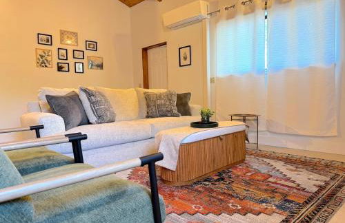 NEW LISTING, Near Yosemite South Gate entrance and town, King bed, Hot Tub, BBQ, Firepit & Mountain Views - Foto 6