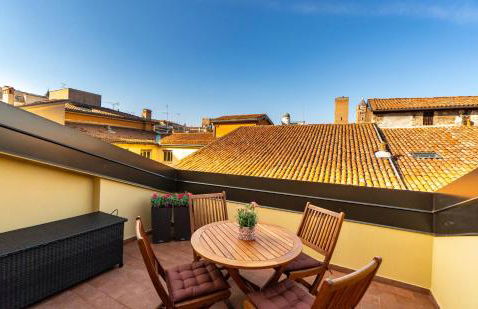 Asinelli Panoramic Rooftop, In front of the Two Towers - Photo 26