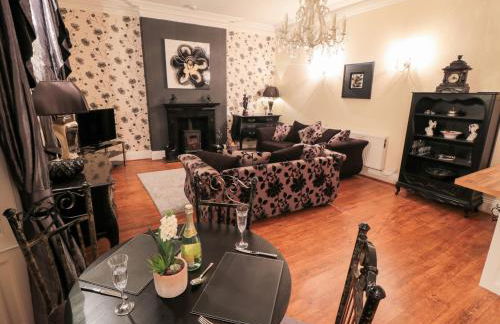 Sneaton Hall Apartment 4 - Photo 5