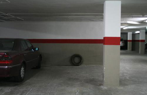 Mike´s apartment. Parking y piscina - Photo 17