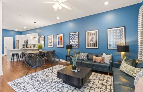 Walk to Vanderbilt and Belmont with Garage and Rooftop Deck - Foto 5