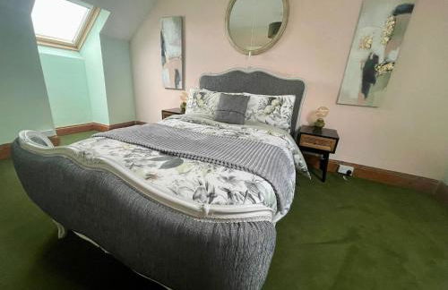 Rhianfa 4 bedroom house minutes walk from the beach - Photo 26