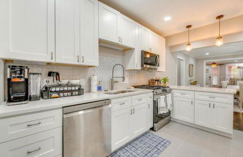 3 Mi to World Cup Play! ATL Home with Fenced Yard - Foto 2