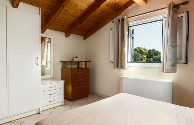 Four-Bedroom Villa Alexandros - Photo 4