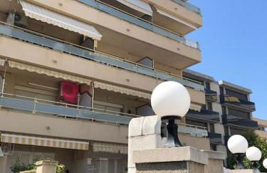 Pis a tocar de la platja amb wifi i parking inclòs - Photo 23