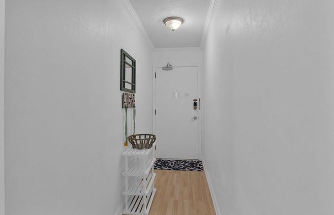 Beachy Days Escape - Cozy Haven Steps From Beach! - Foto 33