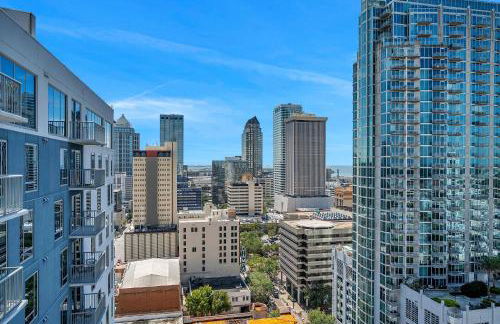 Luxury 1 BR with DEN Downtown Tampa Apt - City Views, Rooftop Pool, Workspace - Foto 31