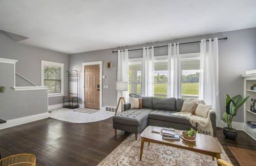 Entire 4 Bdrm Beautiful Home Next to WMU/K College - Foto 7