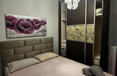 Veta's House - Photo 2