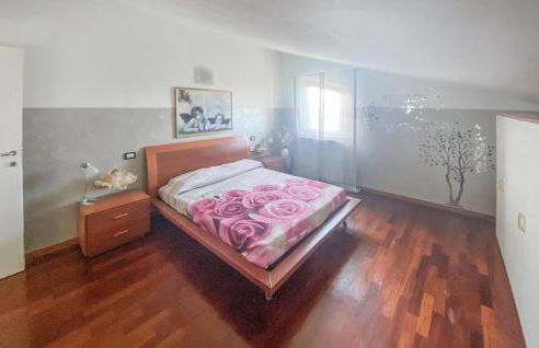 Nice Apartment In Magliano With Wifi - Foto 23