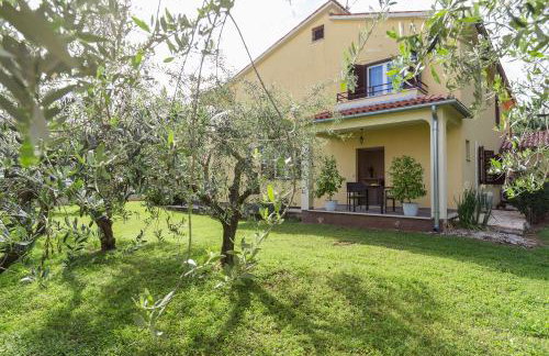 Hundefreundliches Paradies mit Pool, Spielplatz, Grillbereich, privater Terrasse - Photo 5