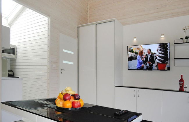 A Comfortable Holiday Home With a Swimming Pool and Jacuzzi in Miedzywodzie - Photo 14