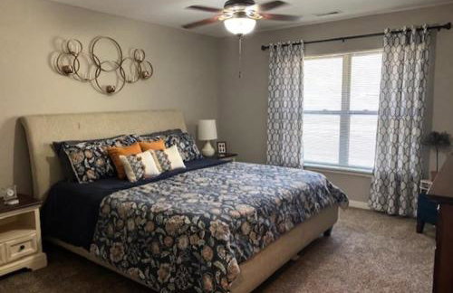 Beautiful 3 bed 2 bath condo - Foto 6