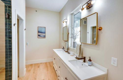 Waterfront Watertown Condo with Patio and Pool Access! - Foto 13