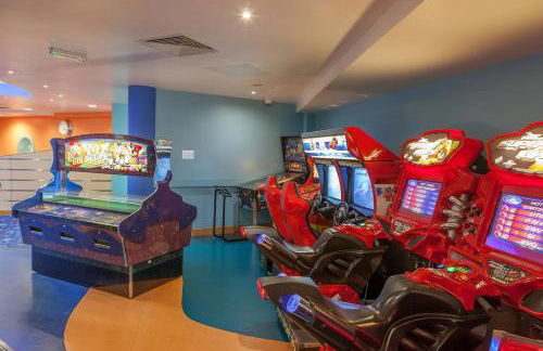 Sandmartin Lodge a lakeshore haven at Pine Lake Resort - Foto 58