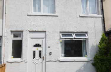 Doncaster Serviced Accommodation - Apartments - 3 Bed House-Close To A1 & M18 - Contractors - Business Travellers - Families - Foto 2