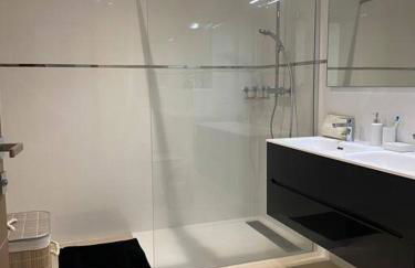 T2 neuf 4 personnes avec piscine/terrain tennis - Foto 5