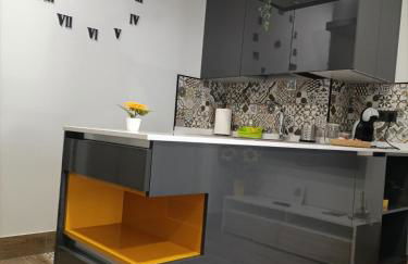 Apto Izaro -Parking Gratis, Reformado- Gaztelugatxe y Gastronomía -Familias y Pareja - Foto 2