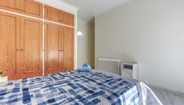 House in Roses Near Platja de Roses Beach - Foto 3, Habitación