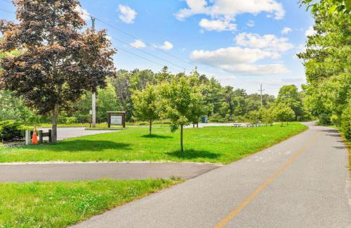 Gorgeous Home 1 mile to Beach and near Cape Cod Bikepath - Foto 54