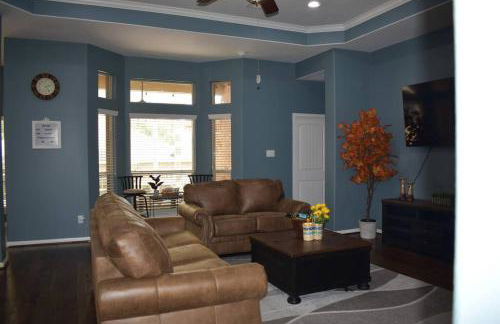 Spacious Conroe Home around 4 miles to the Lake - Photo 18