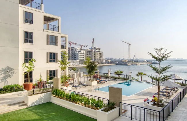 Stylish 2BR in La Rive 2 - Photo 20