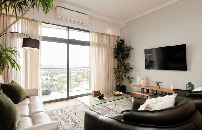 When Away - Luxury 2 Bedroom In Menlyn Maine 110m - Foto 1