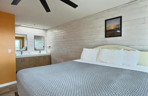 On the Beach, Walk to Village, Watch the Sunsets from Balcony - Foto 58