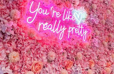 Dreaming With Dolly - Luxe Stay Near Broadway - Foto 15